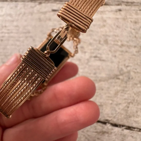 Antique Edwardian Era Gold Color Wire Work Black Cameo Bracelet - Picture 2 of 8